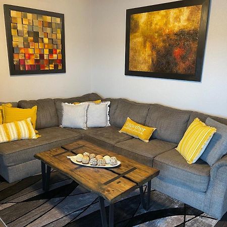 Brooklynn'S Bay, Elegant Lakefront Condo Retreat Hot Springs Esterno foto