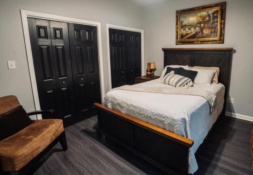 Brooklynn'S Bay, Elegant Lakefront Condo Retreat Hot Springs Esterno foto